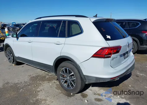 2019 Volkswagen Tiguan 2.0T Se/2.0T Sel/2.0T Sel R-Line/2.0T Sel R-Line Black z USA, uszkodzony, nr VIN 3VV3B7AX4KM007921